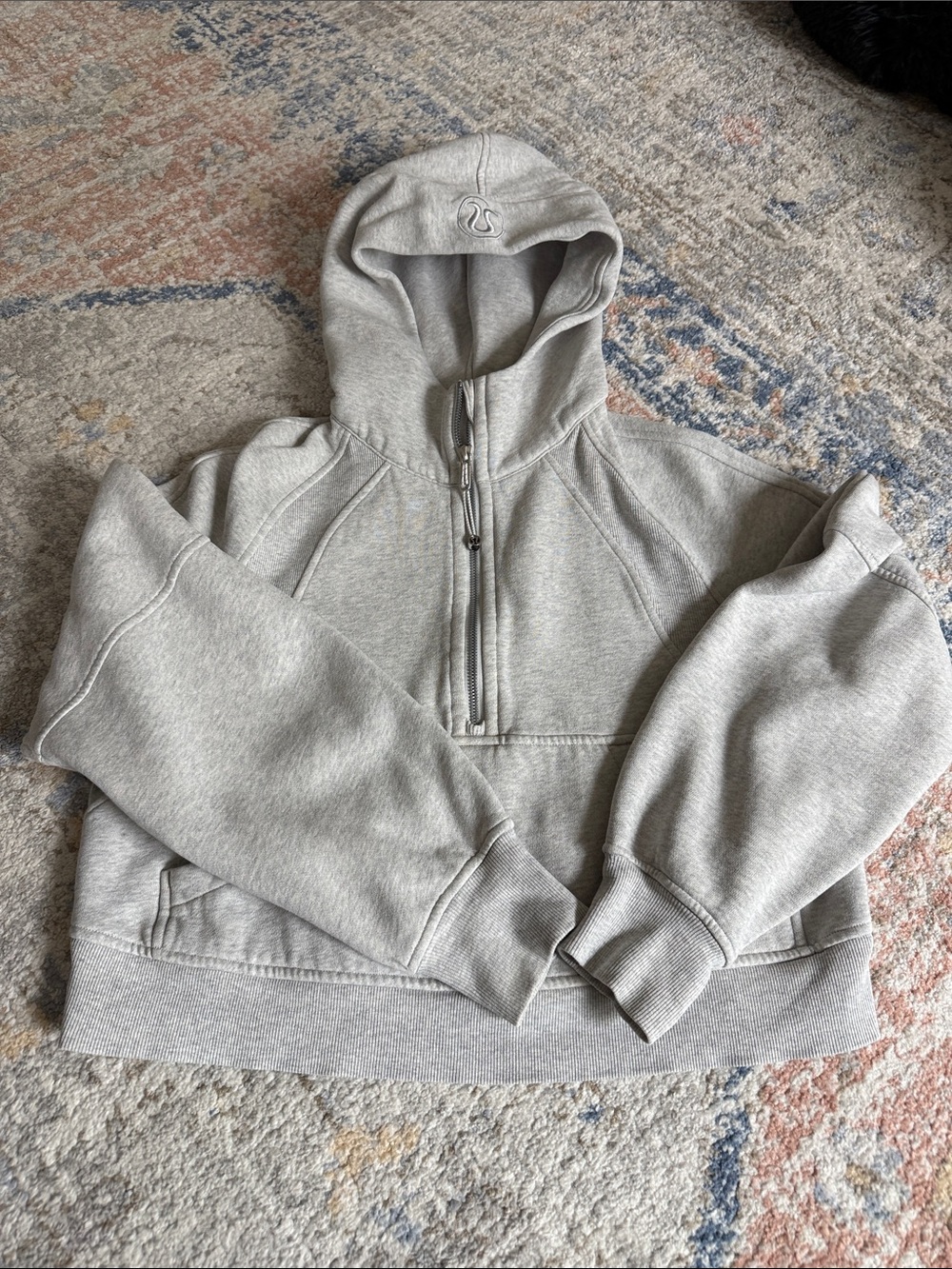 lululemon athletica Light Gray Half-Zip Hoodie Sweatshirt